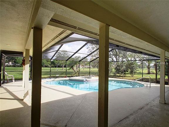 5th image of 16515 Norwood Dr