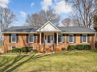 2895 Farmbrook Rd, Winston Salem, NC 27103