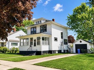 412 W Marion St, Portage, WI 53901