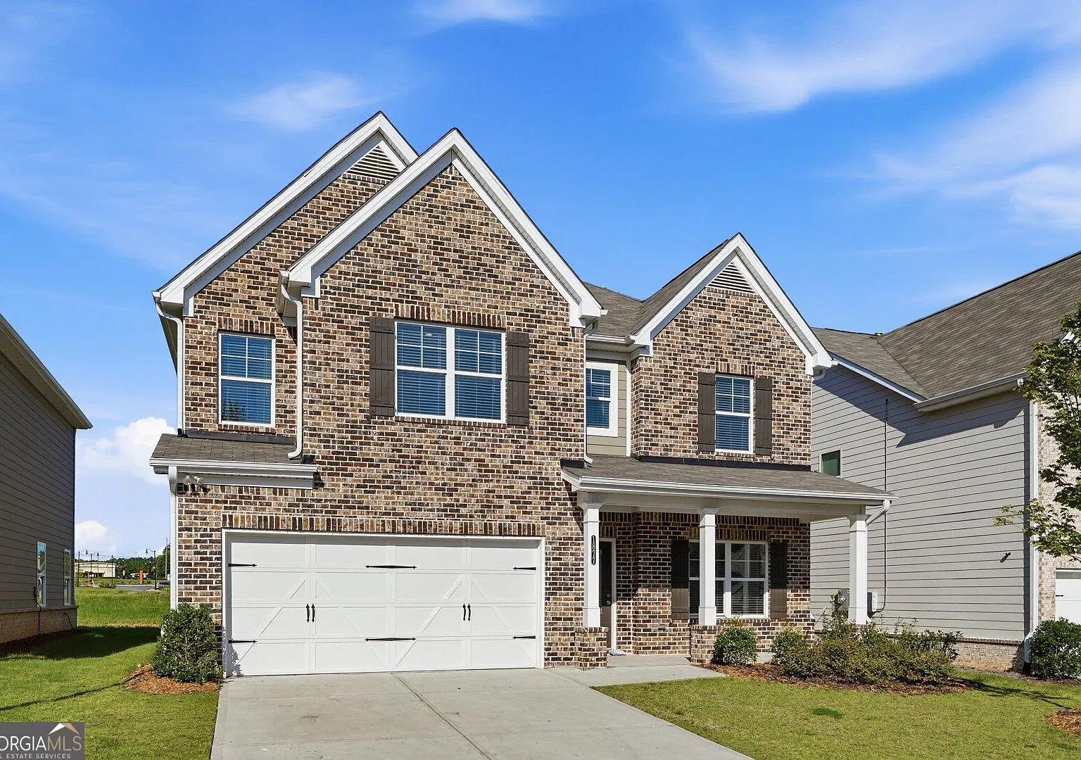 4 bed, 2.5 bath, 2714 sqft, $2,595 — Photo 1