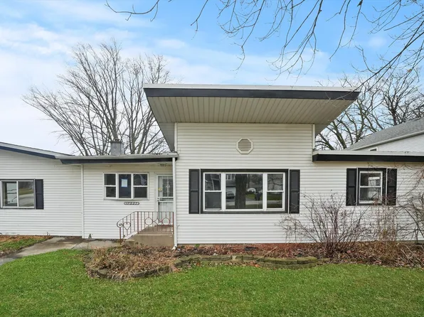 17327 Throop St, East Hazel Crest, IL 60429
