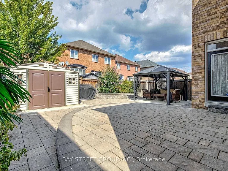 134 Ascalon Dr #UPPER — Photo 24