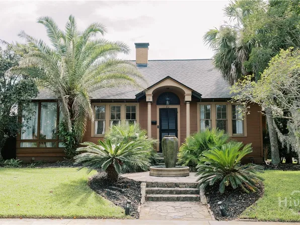 211 E 51st Street, Savannah, GA 31405