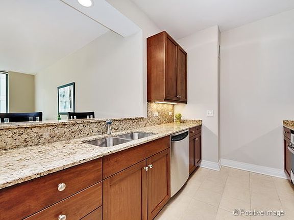 4th image of 600 N Lake Shore Dr APT 2703