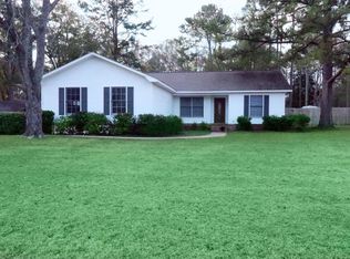 302 Woodleigh Rd, Dothan, AL 36305