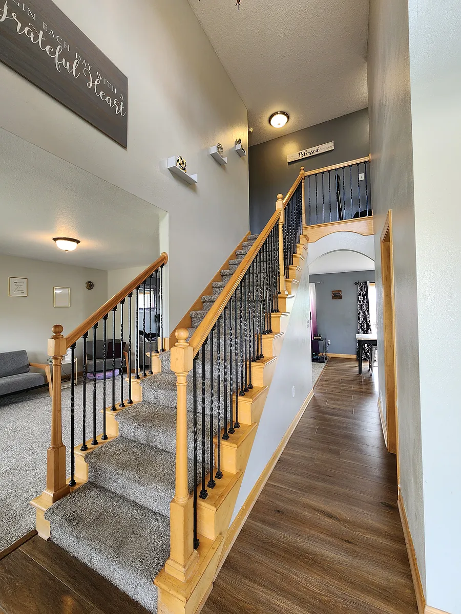 Building Photo - 3020 SW White Birch Dr