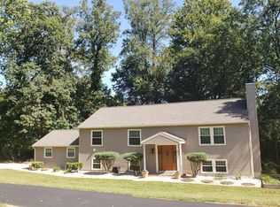 21 Greenridge Rd, Lutherville Timonium, MD 21093