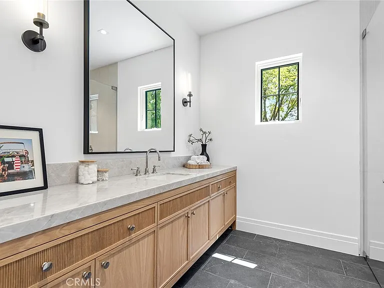 24044 Long Valley Rd — Photo 40