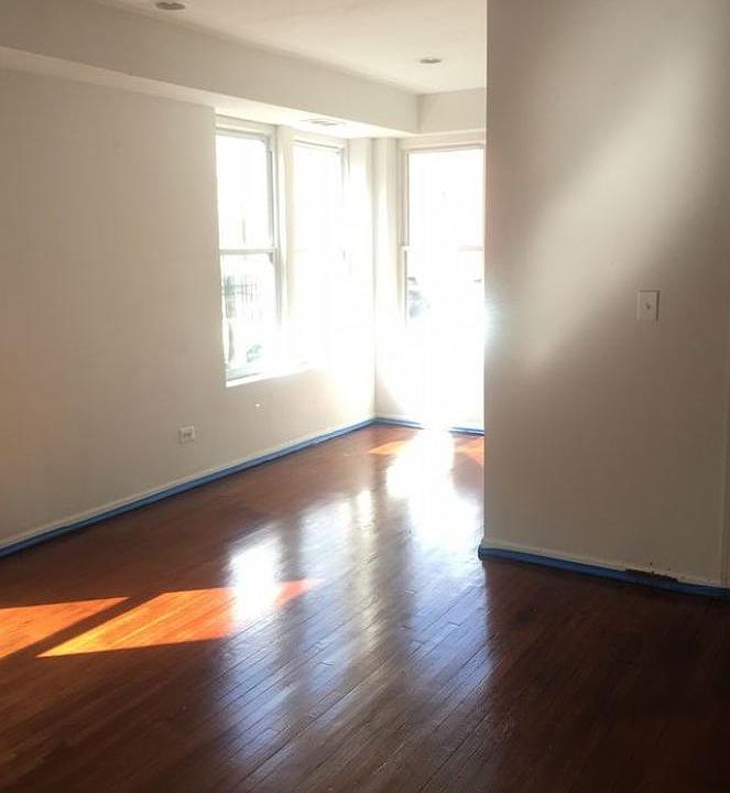 1st image of 7051 S Calumet Ave #2