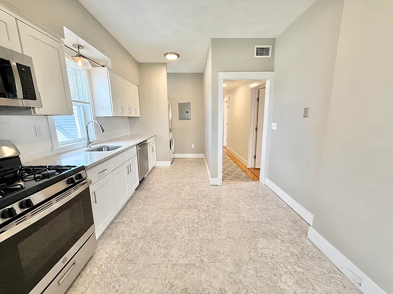 21 Macarthur St #3 — Photo 2
