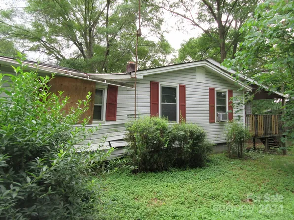 132 McDowell St, Mooresboro, NC 28114