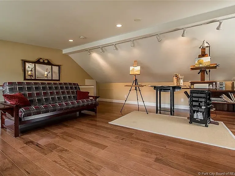 Bonus room/ art studio upstairs