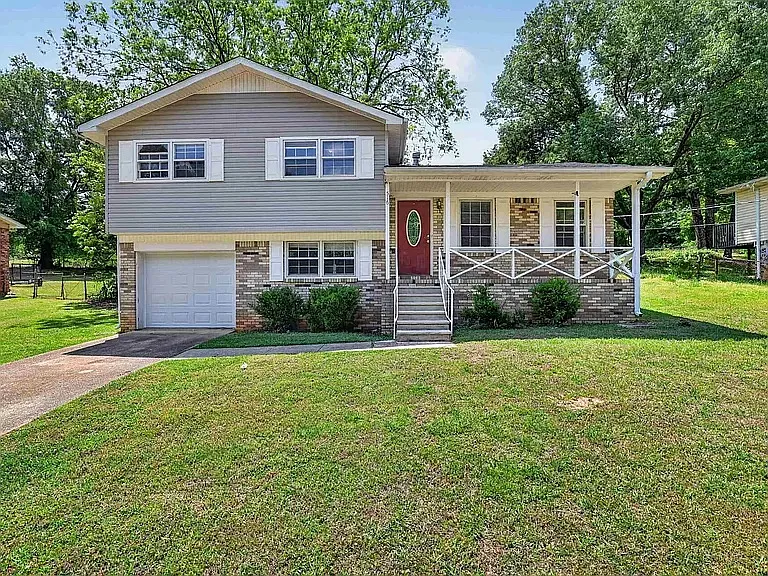 516 Argonne Dr — Photo 1