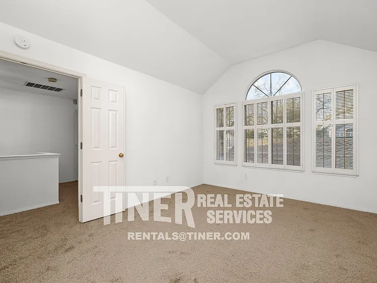 4116 Alex Ln — Photo 16