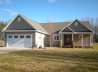 2726 Blue Meadow Dr, Traverse City, MI 49685