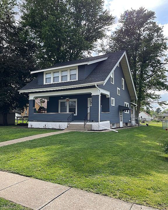 1st image of 205 N School St