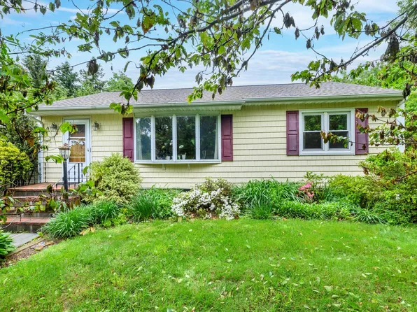 10 Sunset Drive, Yorktown Heights, NY 10598