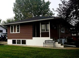 700 Knapp St, Wolf Point, MT 59201