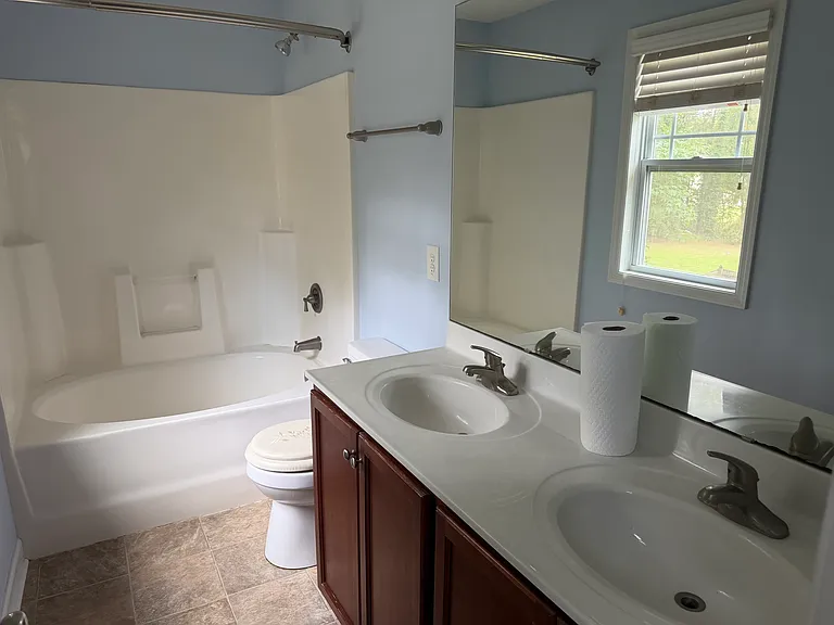 128 Bayside Dr — Photo 14