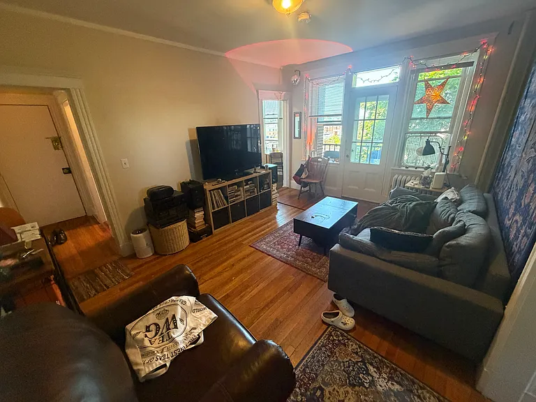 28 Quint Ave #41 — Photo 2