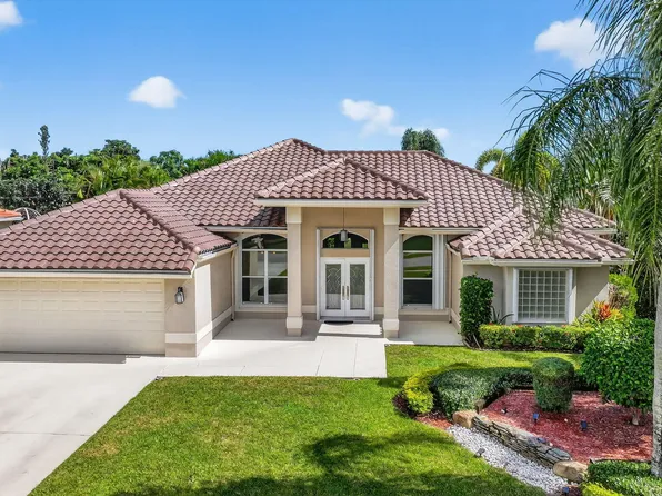 5609 Lake Shore Village Circle, Lake Worth, FL 33463