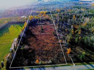 Albion Rd, Saint George's Parish, PE C0A 2A0