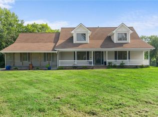 7701 Larson Ave, Kansas City, MO 64138