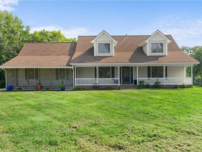 7701 Larson Ave, Kansas City, MO, 64138