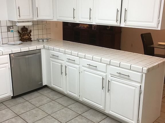 5th image of 8600 Louise Ave