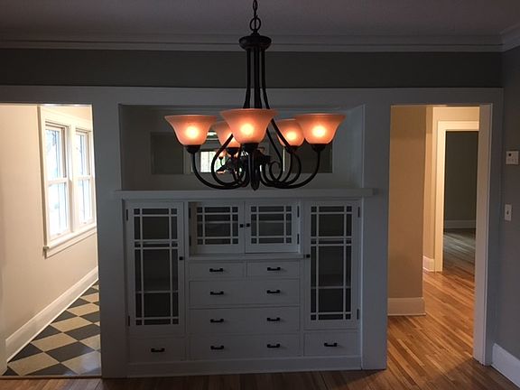 3rd image of 1446 Ashland Ave