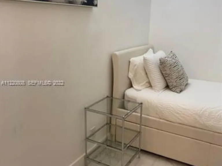 2301 Collins Avenue Cu #1503 — Photo 16
