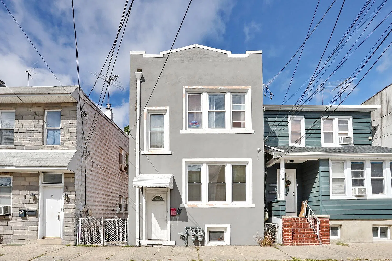 2 bed, $2,100 — Photo 1