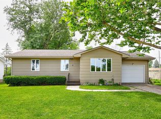 2619 McKinley St, Perry, IA 50220