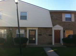 1752 Pine Tree St S #1752, Columbus, OH 43229