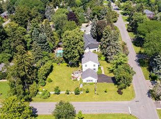 1558 Broadmoor Ave, Mississauga, ON L5G3V1