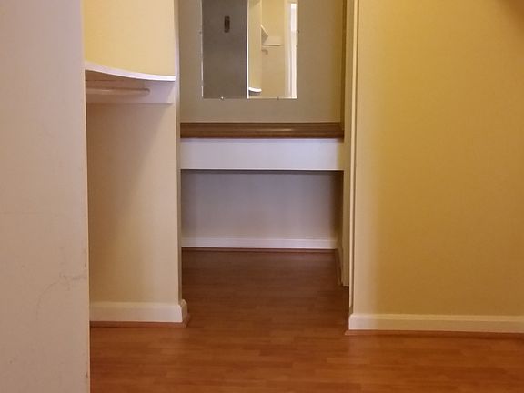 Walk in Closet