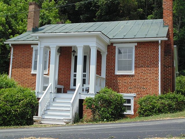 1st image of 180 Jackson St