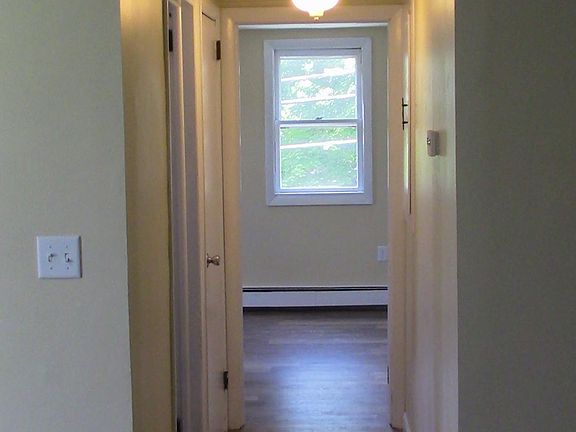5th image of 207 Whitehall Ave #3