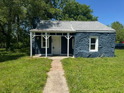 3025 W Hovey Street, Springfield, MO, 65802