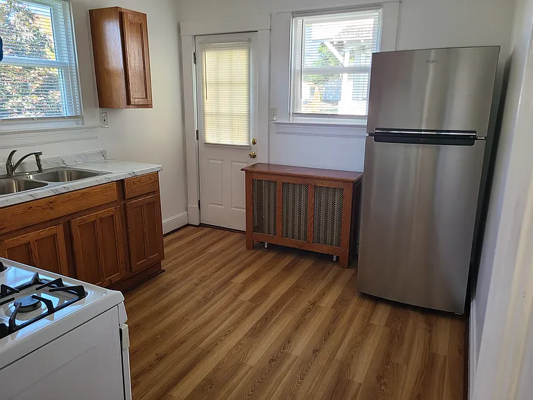 1307 Poplar Ave #1 — Photo 1
