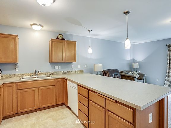 5th image of 16009 123rd Avenue Ct E