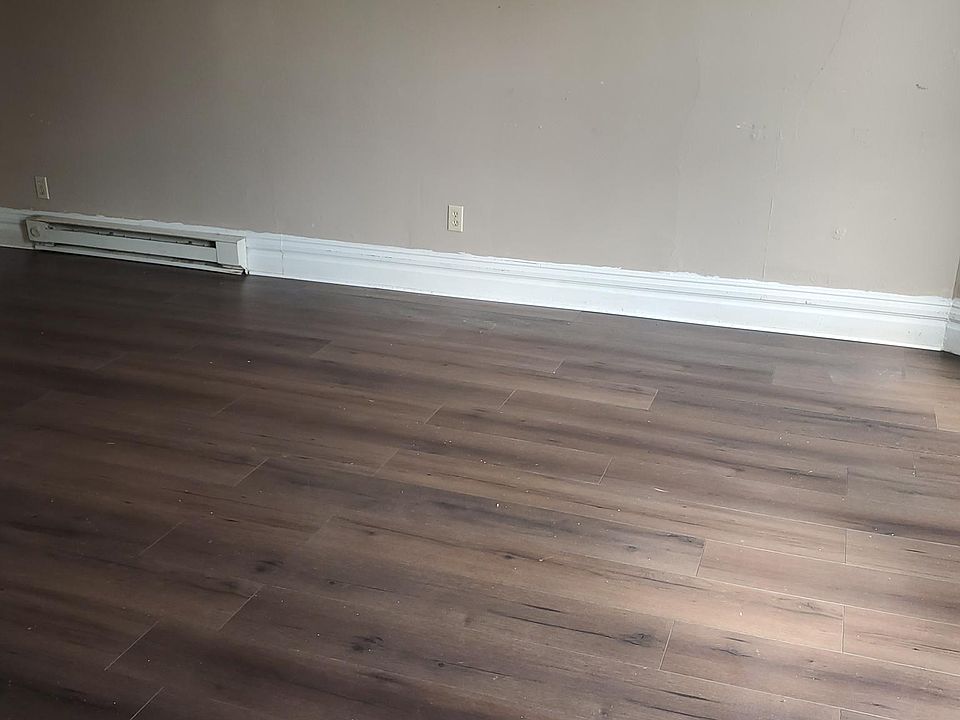 1st image of 117 S Walnut St