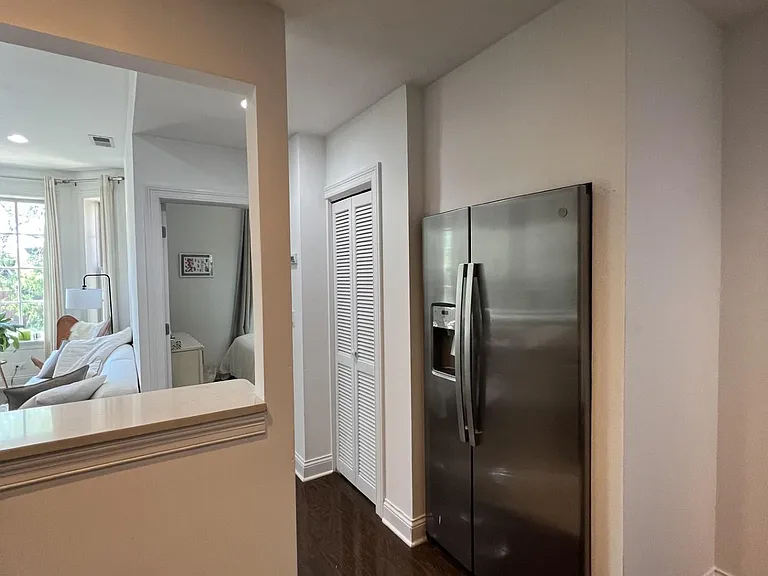 1921 N Sedgwick St #3F — Photo 9