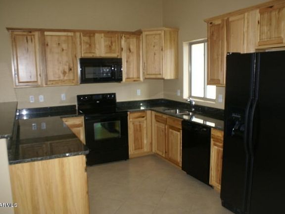 3rd image of 8975 W Northview Ave