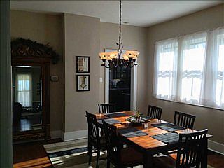 5th image of 1103 Maple Ave