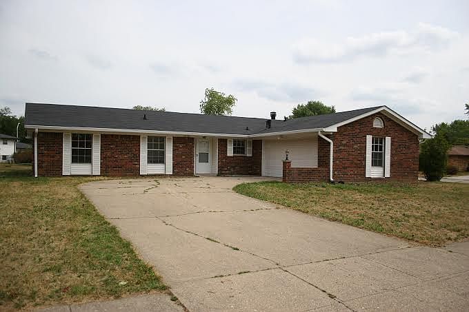 1st image of 9530 E Barr Dr