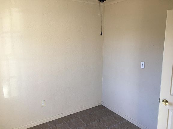 4th image of 2226 NW 26th St