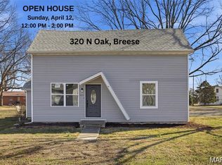 320 N Oak St, Breese, IL