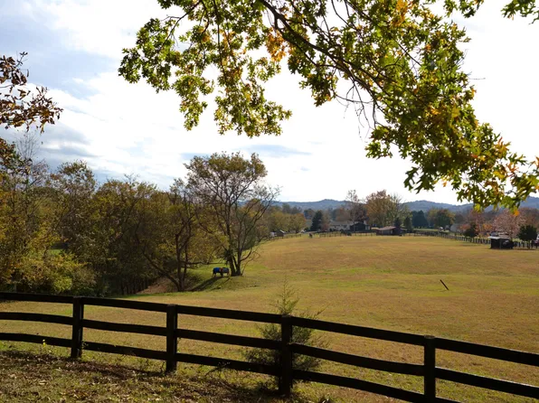 1496 Coleman Rd, Franklin, TN 37064