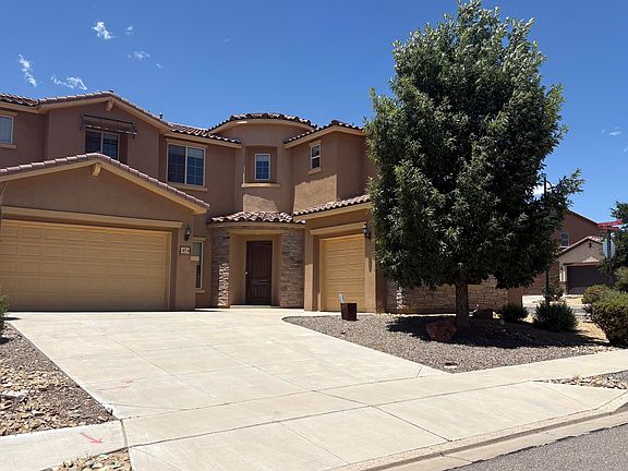 2nd image of 45 Vista Hermosa Pl NE